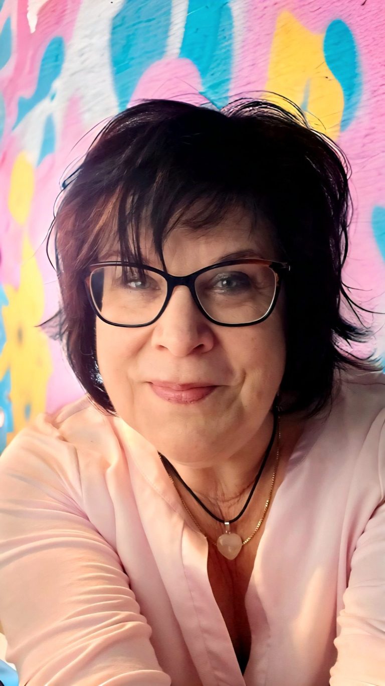 Inhaberin Uta Kleinschmidt Uta Kleinschmidt - Gründerin von DAVUTA Spirit Jewellery